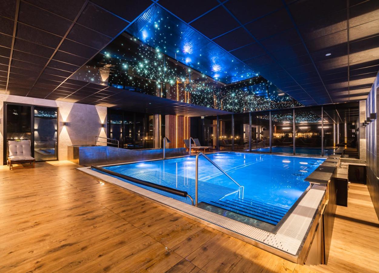 Caryńska Resort&SPA Lutowiska Exteriör bild