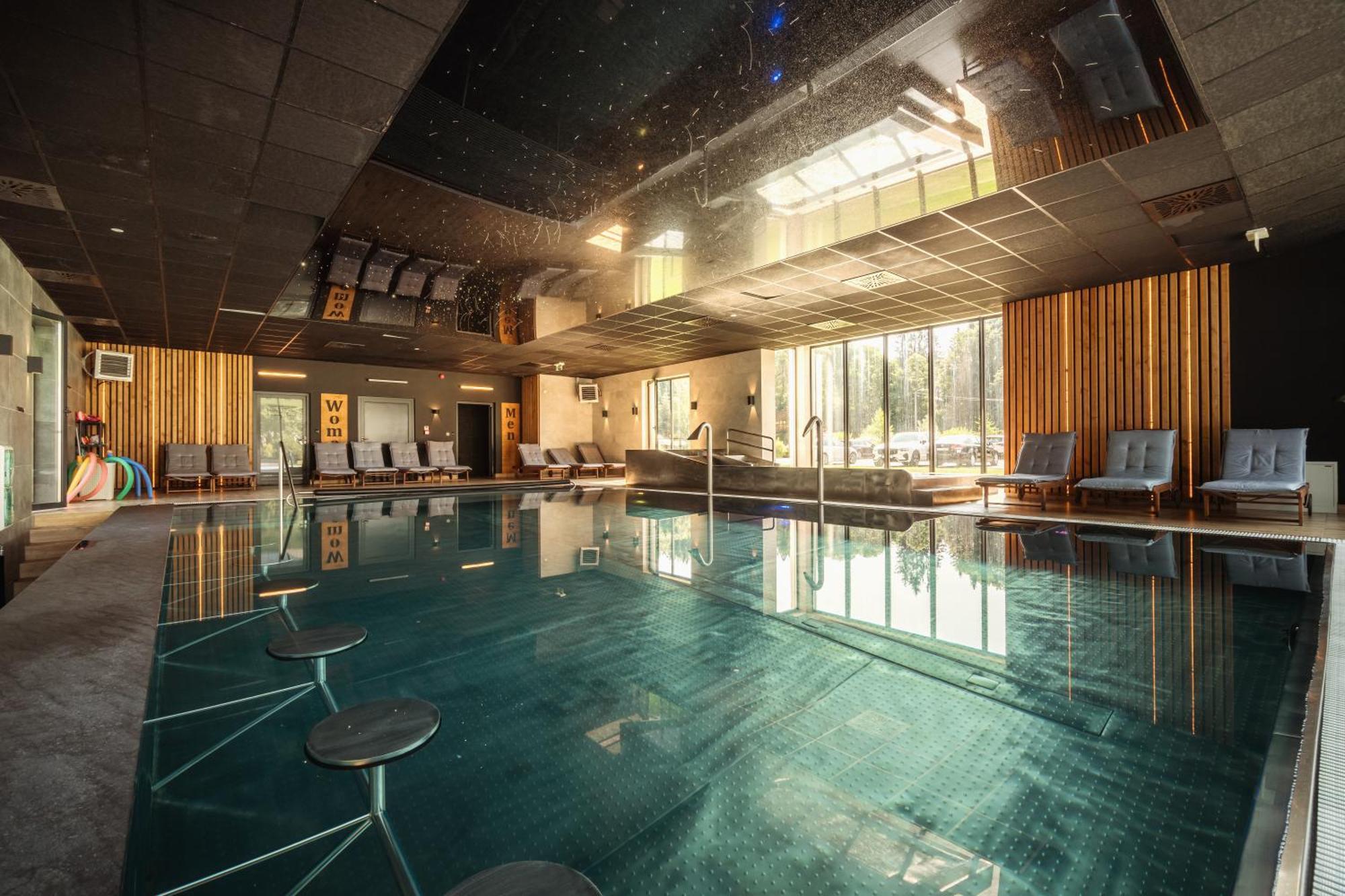 Caryńska Resort&SPA Lutowiska Exteriör bild