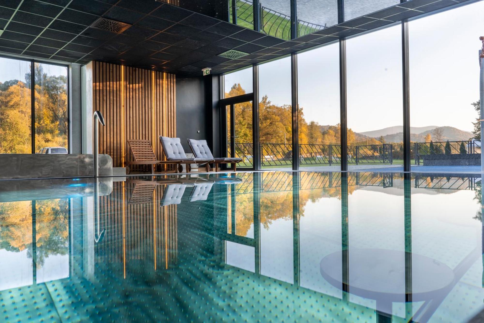 Caryńska Resort&SPA Lutowiska Exteriör bild